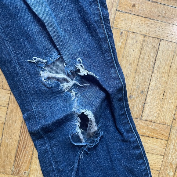 J Brand distressed denim. - Picture 3 of 4